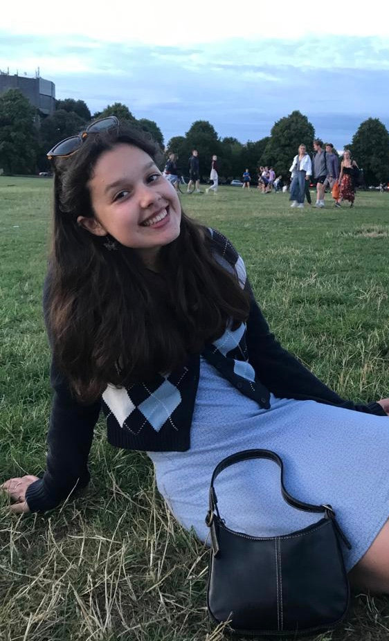 Thea | Writer (UK)